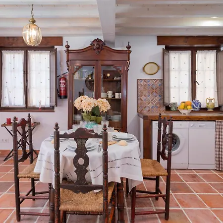 Casa Juani Комильяс