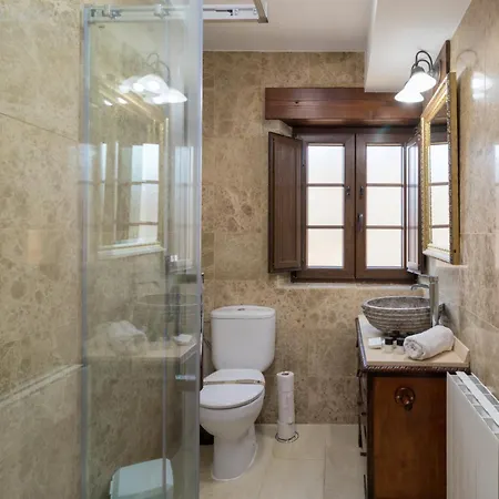 Casa Juani * Комильяс